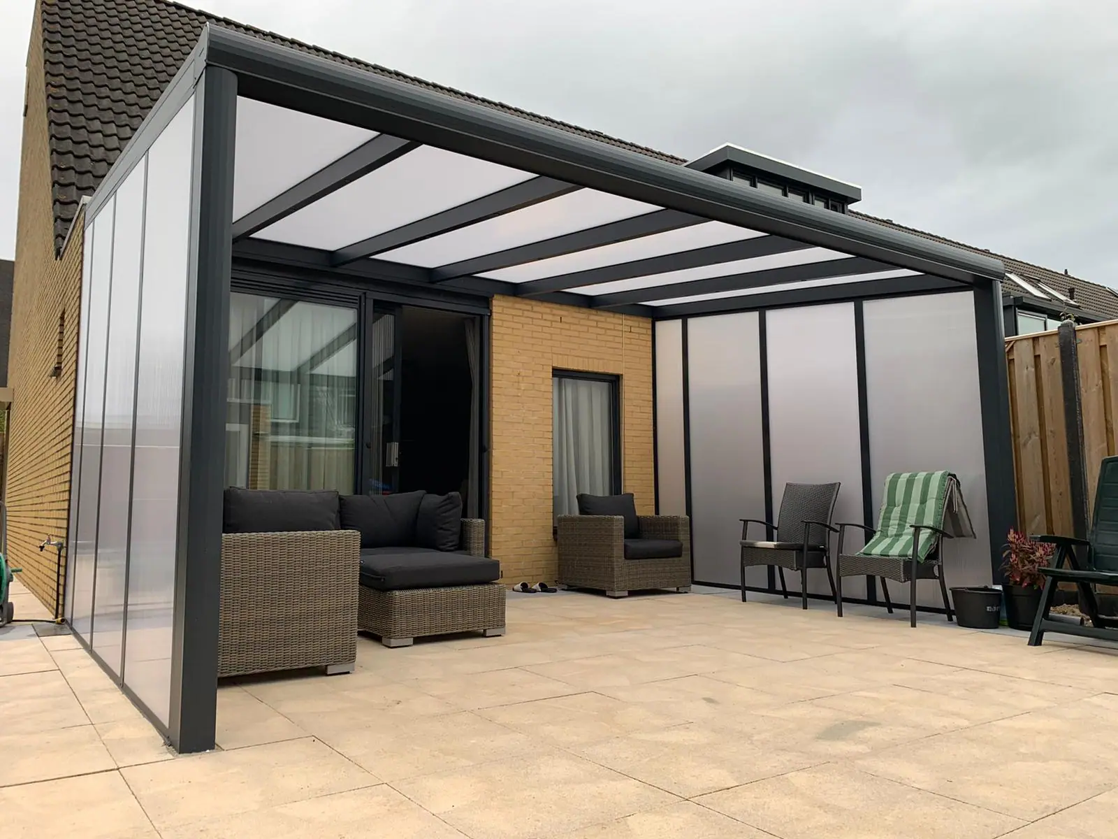 Canopy with polycarbonate, photo 1